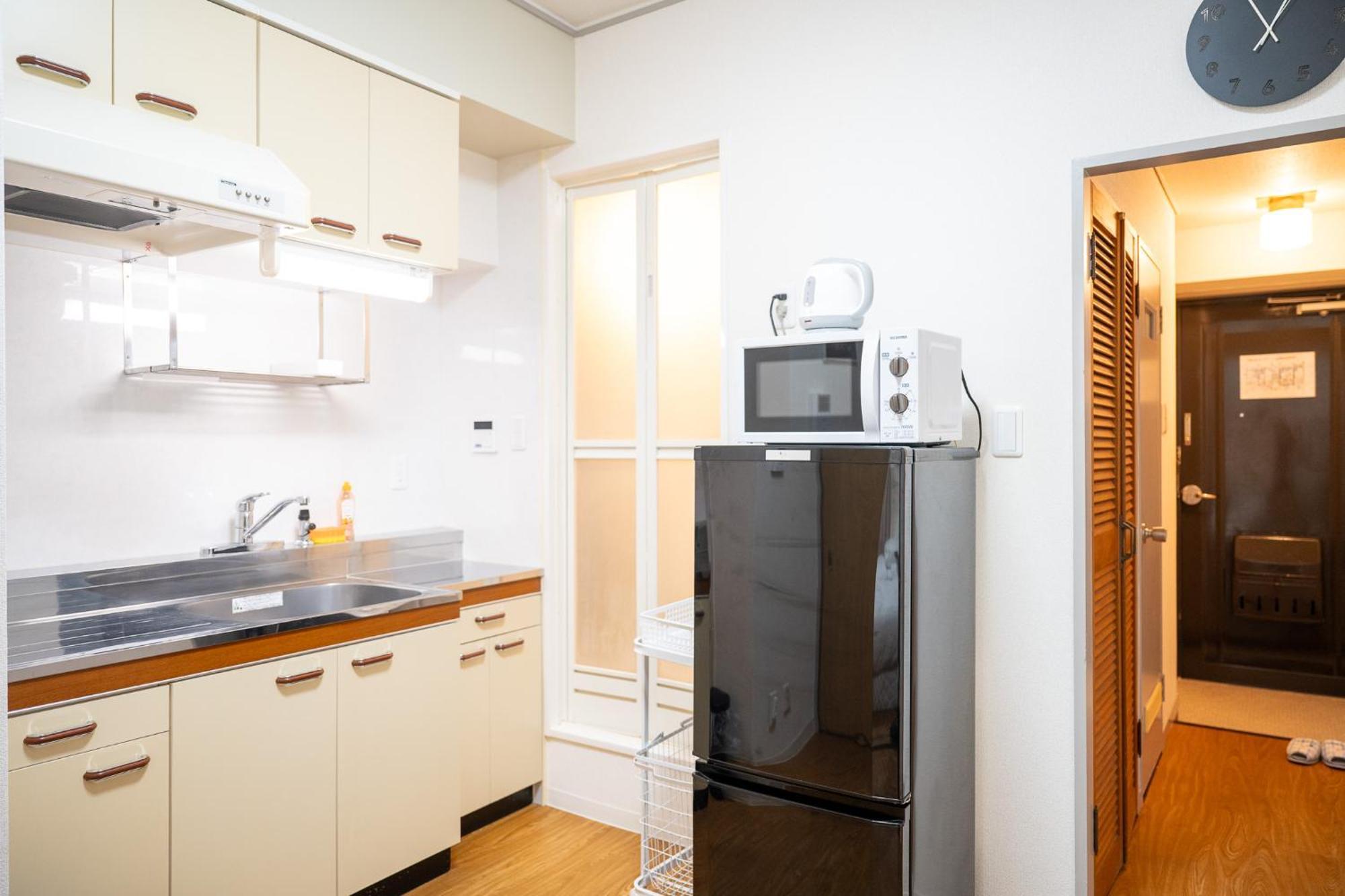 嵐 難波西 民宿 Bed And Breakfast Osaka Buitenkant foto
