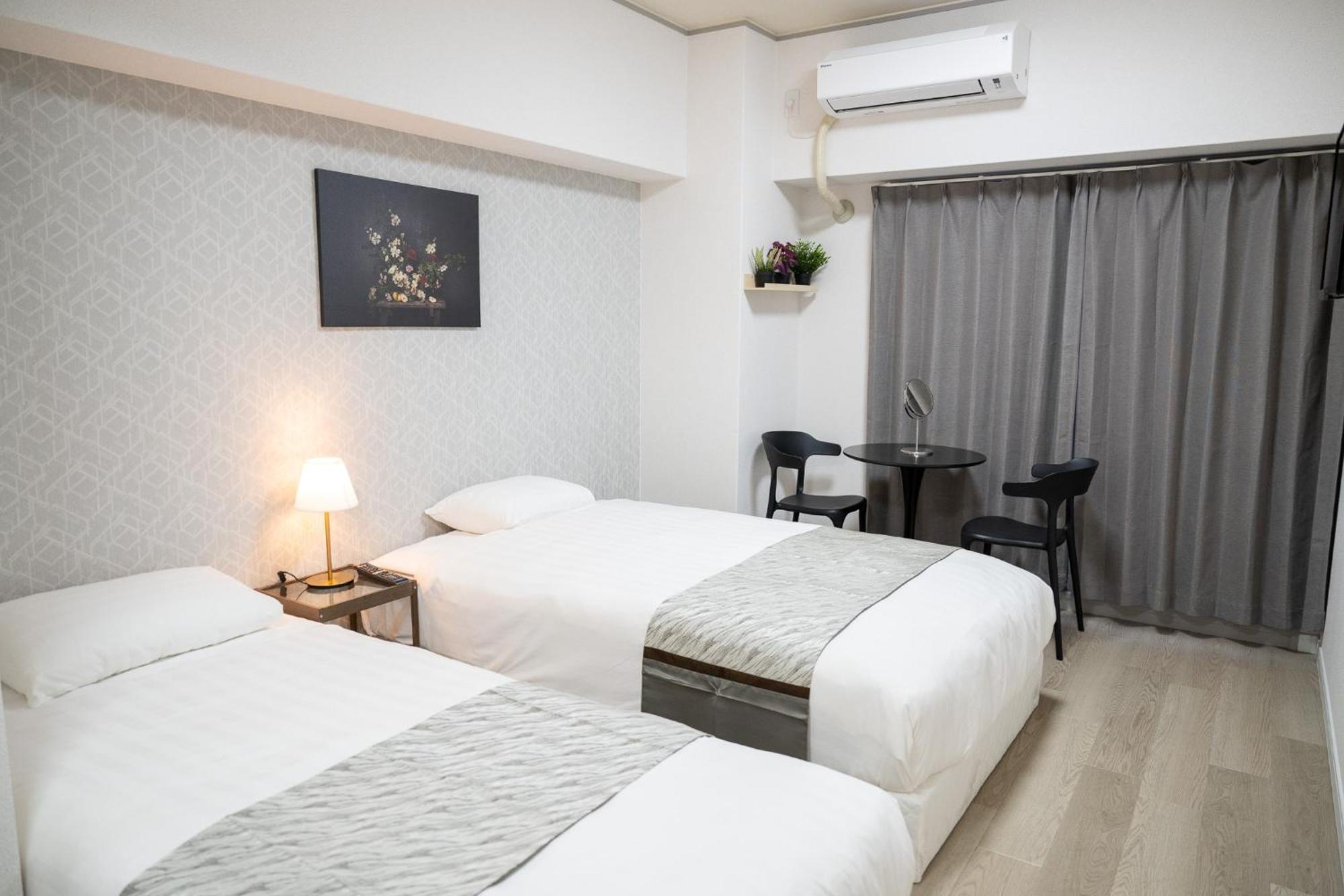 嵐 難波西 民宿 Bed And Breakfast Osaka Buitenkant foto
