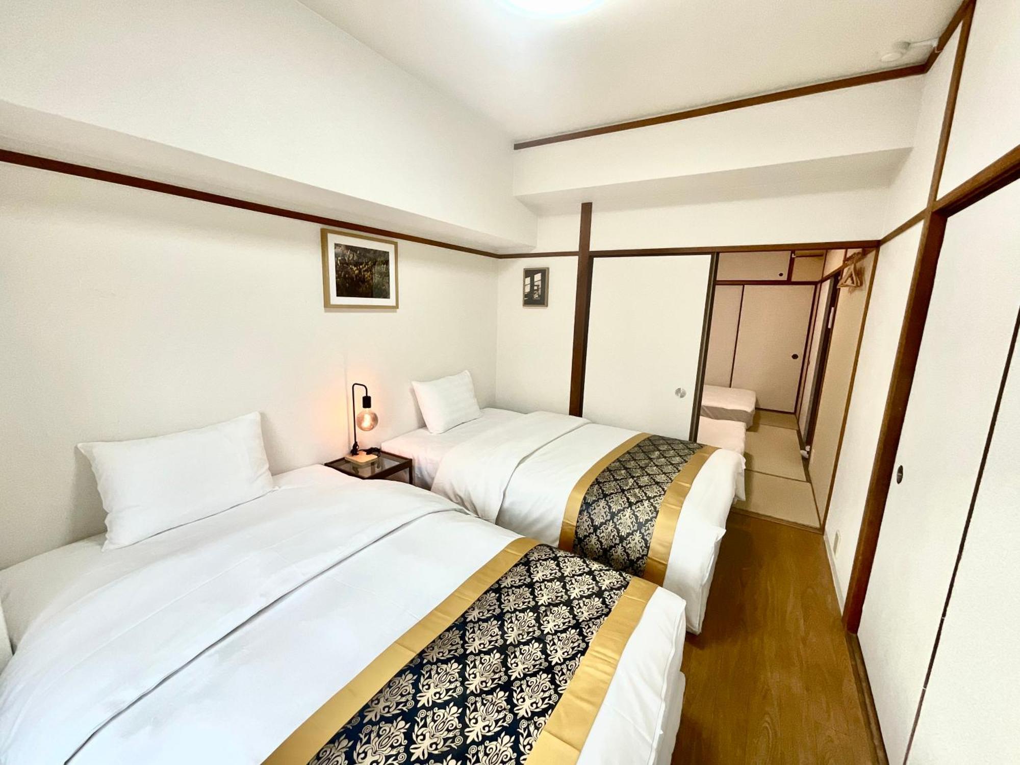 嵐 難波西 民宿 Bed And Breakfast Osaka Buitenkant foto