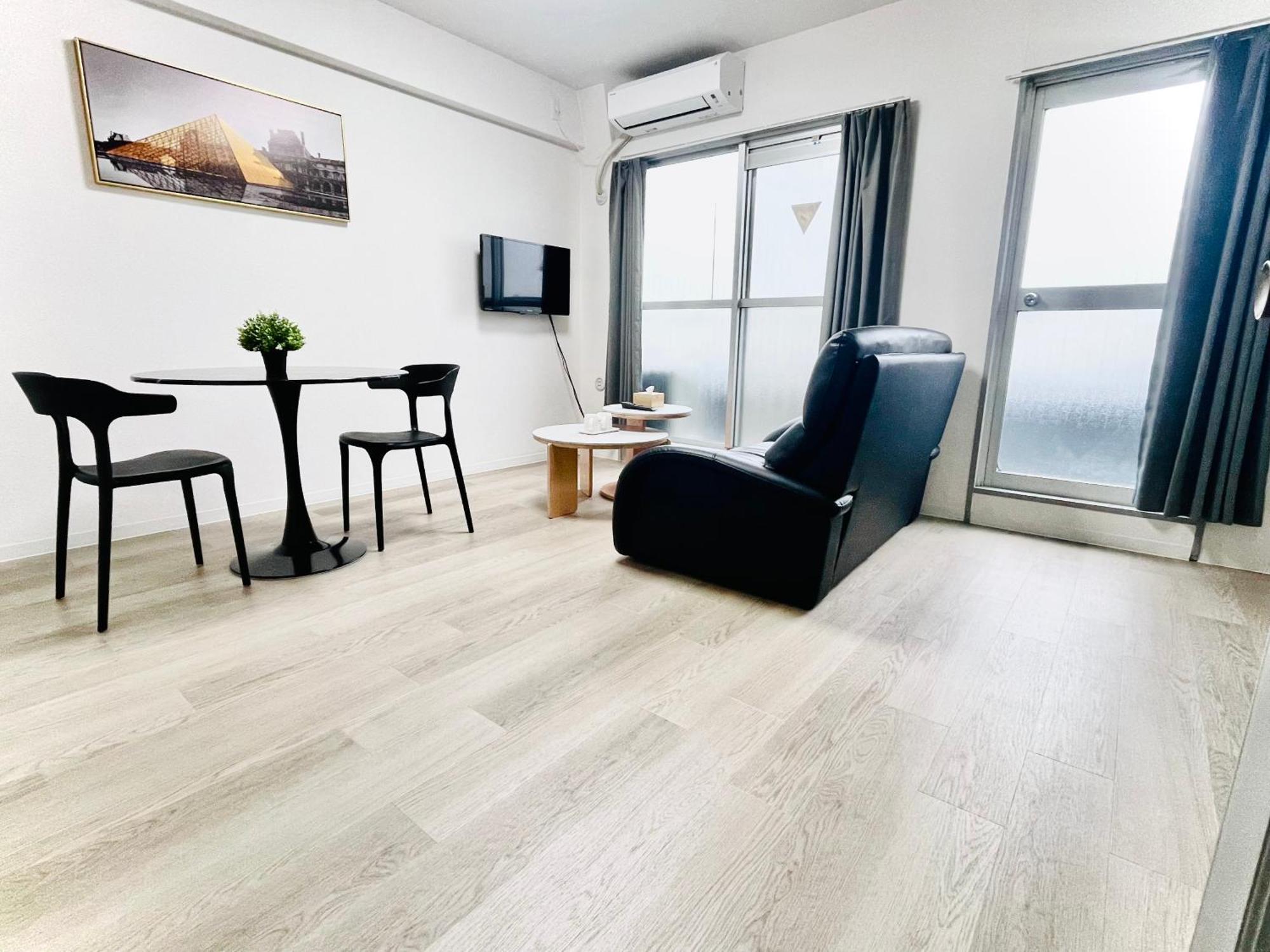 嵐 難波西 民宿 Bed And Breakfast Osaka Buitenkant foto